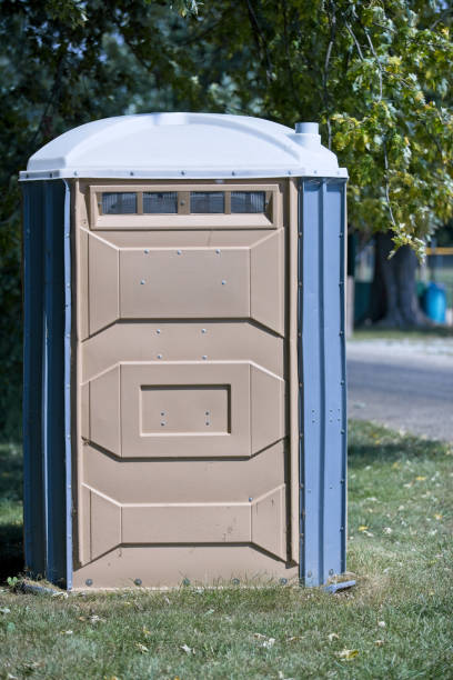 Best Porta potty delivery and setup  in Lake Wales, FL